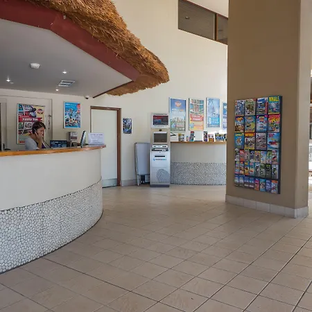 Broadbeach Savannah Resort-2